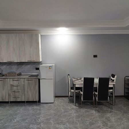Apartment Beso Кутаиси Экстерьер фото