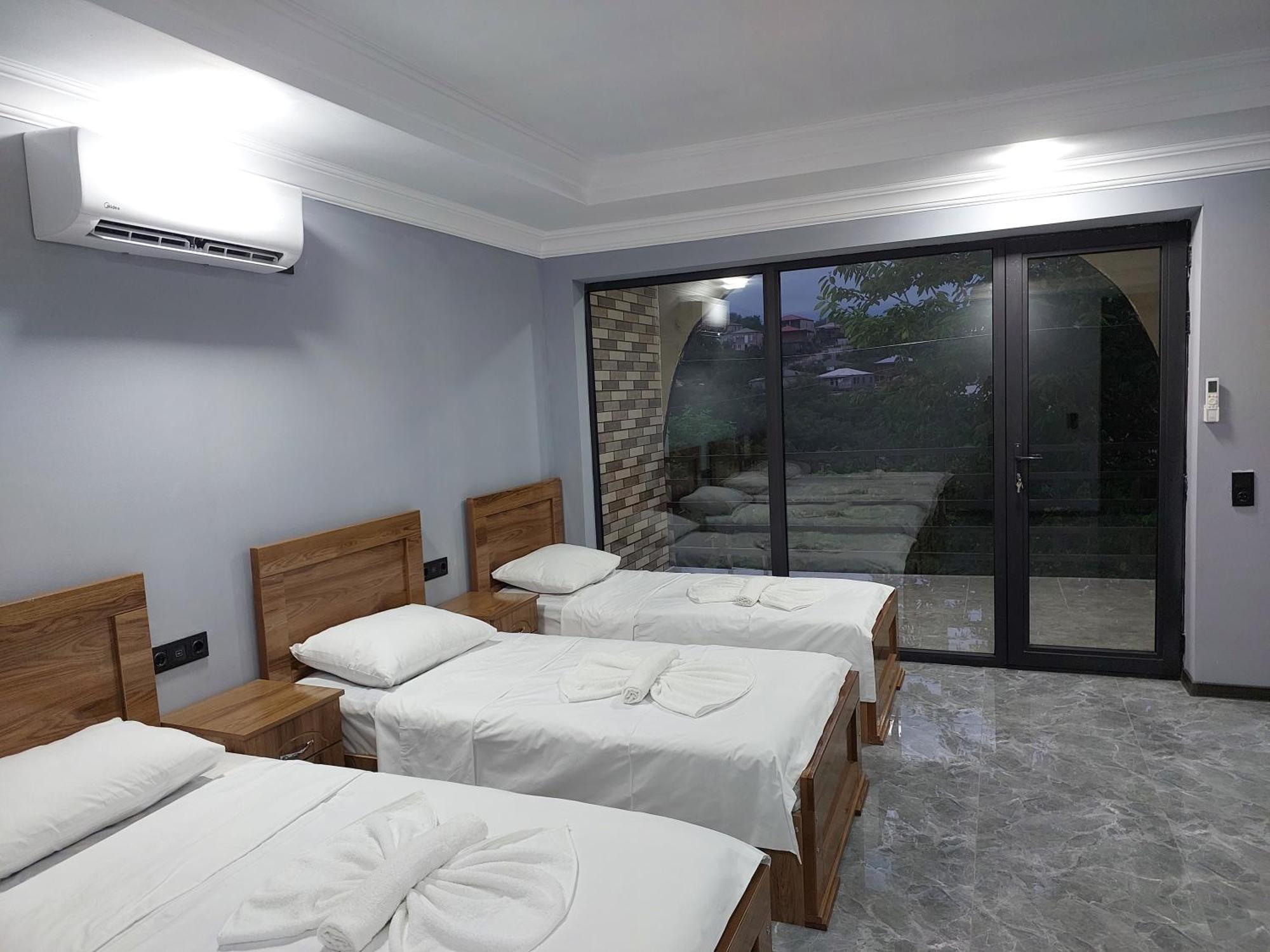 Apartment Beso Кутаиси Экстерьер фото