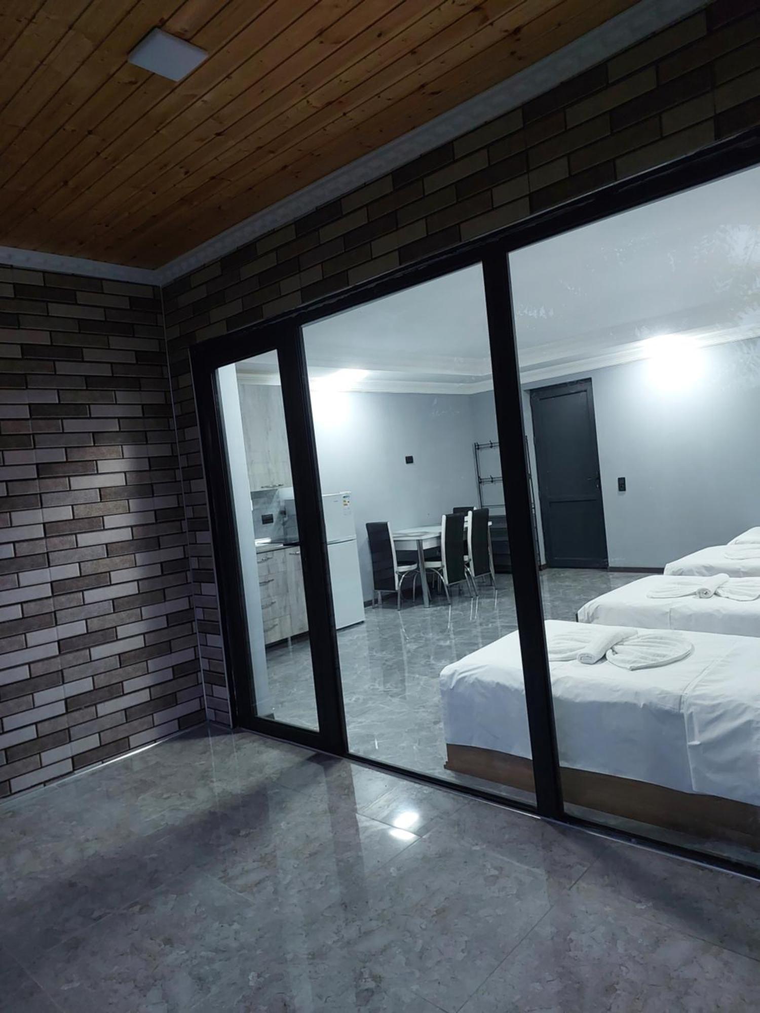 Apartment Beso Кутаиси Экстерьер фото